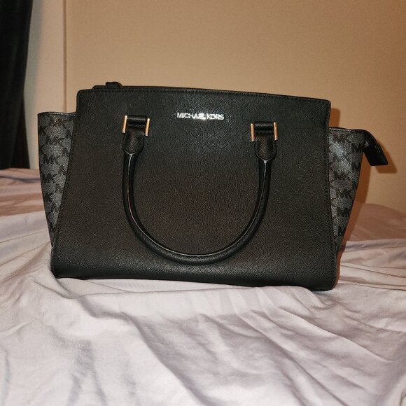 Michael Kors Large Black Tote Bag - Picture 1 of 6